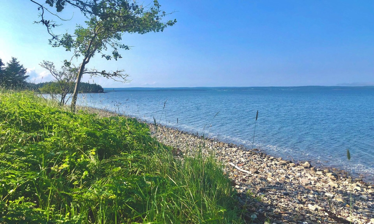 Richmond County House | 2-Bedroom Oceanfront in D'Escousse, Isle Madame