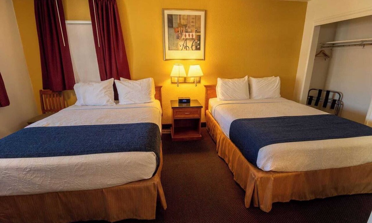 Pendleton Apartment | 2 Double Beds Non-Smoking