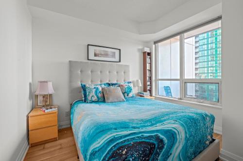 Willowdale Apartment | 2BD 2BR Panoramic View Sheppard Metro Free parking in Downtown Toronto