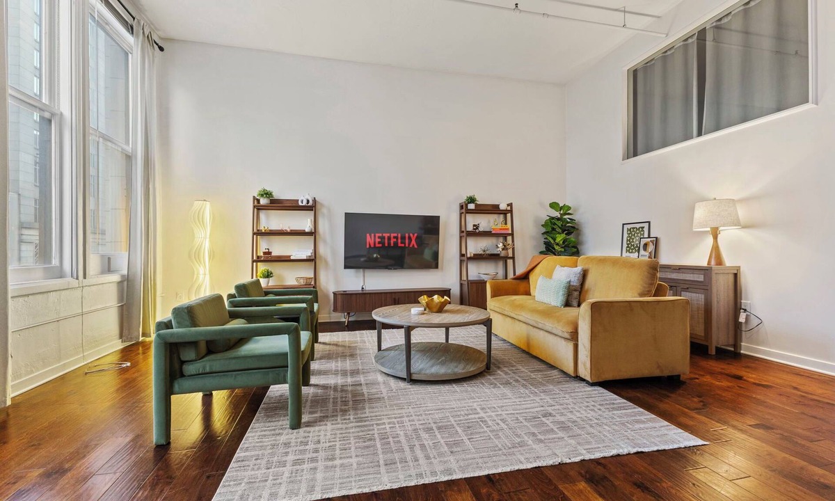 Wholesale District Apartment | 2BR Downtown Gem Arcade games Sleeps 7 Convention Center Stadium