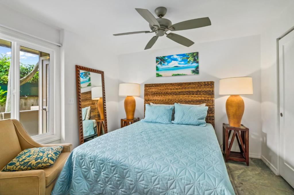 Wailua House | 2Br Kauai Kailani Condo, Pool, walk to Ocean & Shops, AC KK117