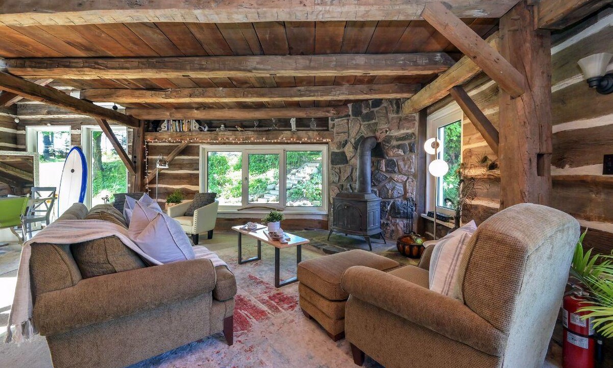 Mono House | A Charming, Rustic 140-Year-Old Carriage House