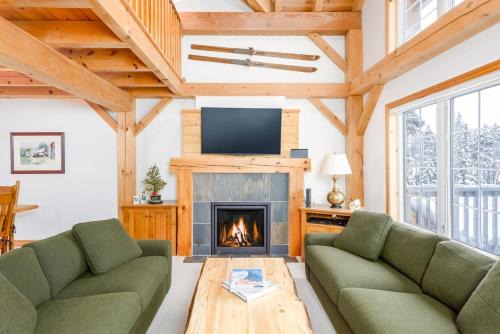Big White Ski Resort Ski Chalet | Alpine Timbers 2 Luxury Chalet with Hot Tub