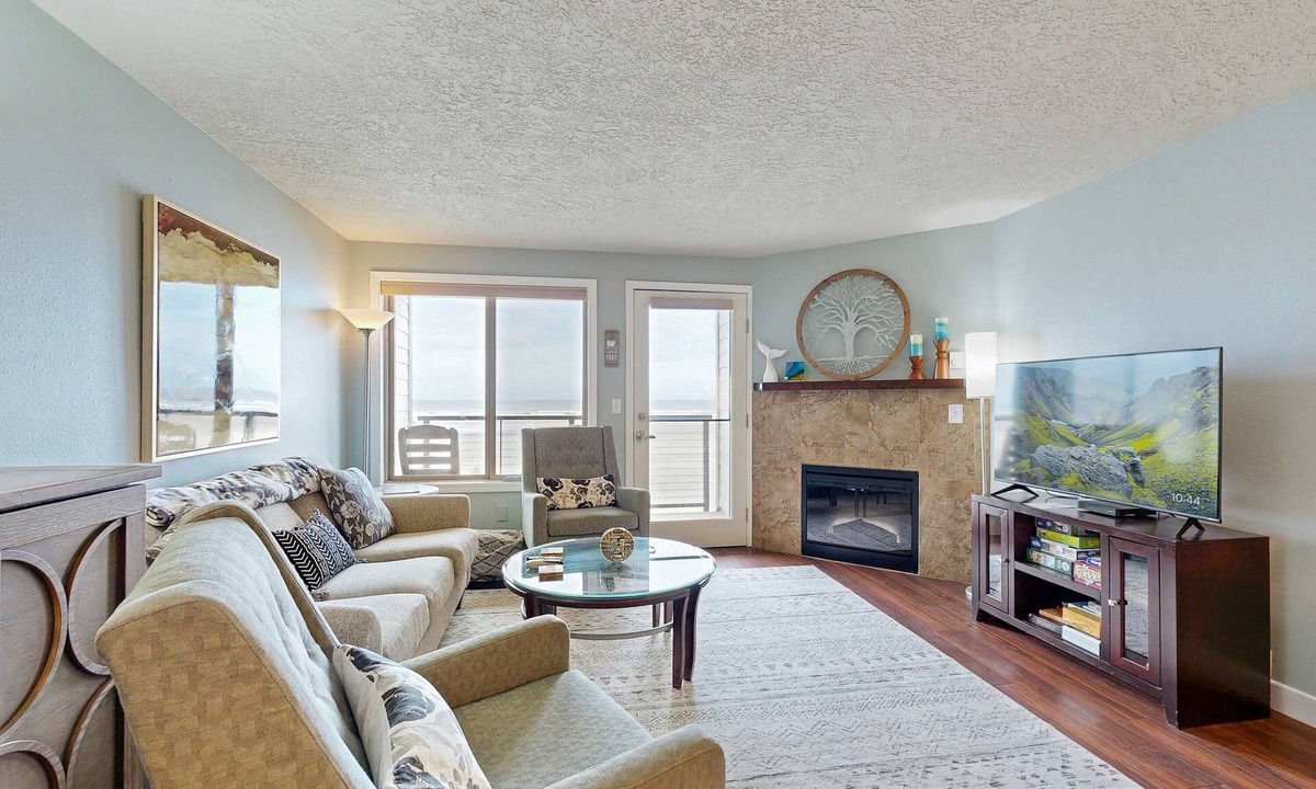 Rockaway Beach Condo | Beachfront condo boasting beautiful views a private balcony and perfect location