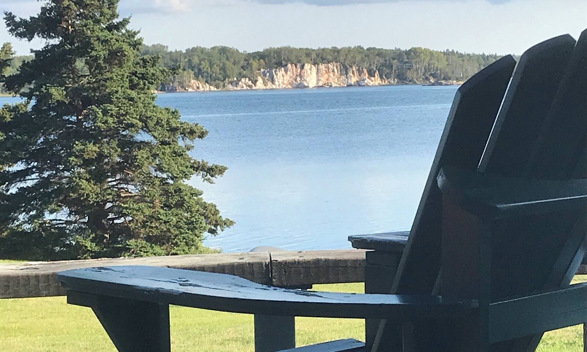 Antigonish Cottage | Beautiful Waterfront Cottage