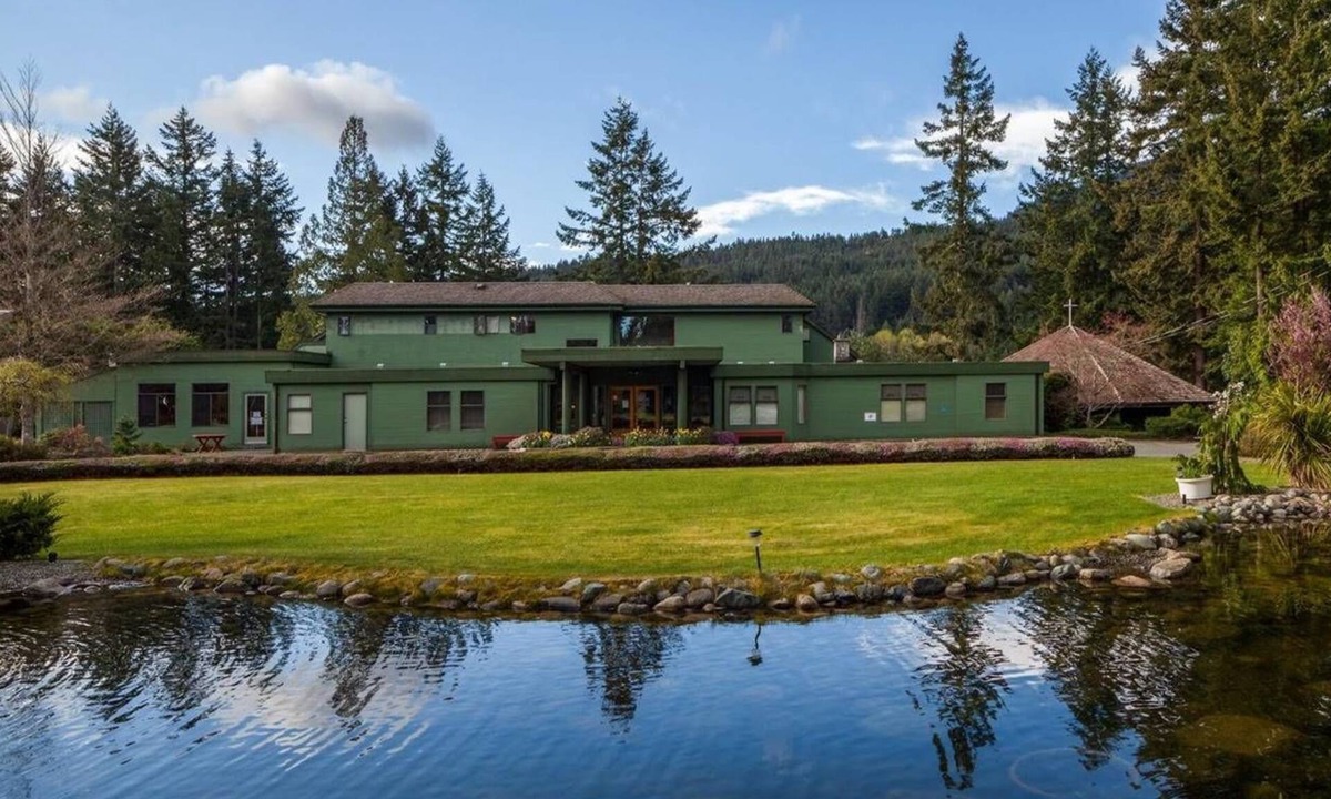 Regional District of Nanaimo Cabin | Bethlehem Centre
