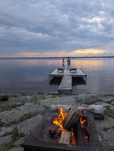 Rossmore House | Boutique Accommodation in PEC - Suite 4