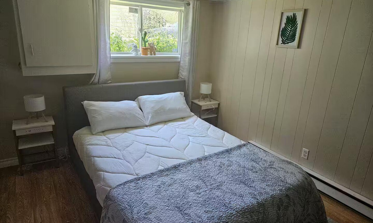 Riverview Apartment | Bright and Cozy Studio
