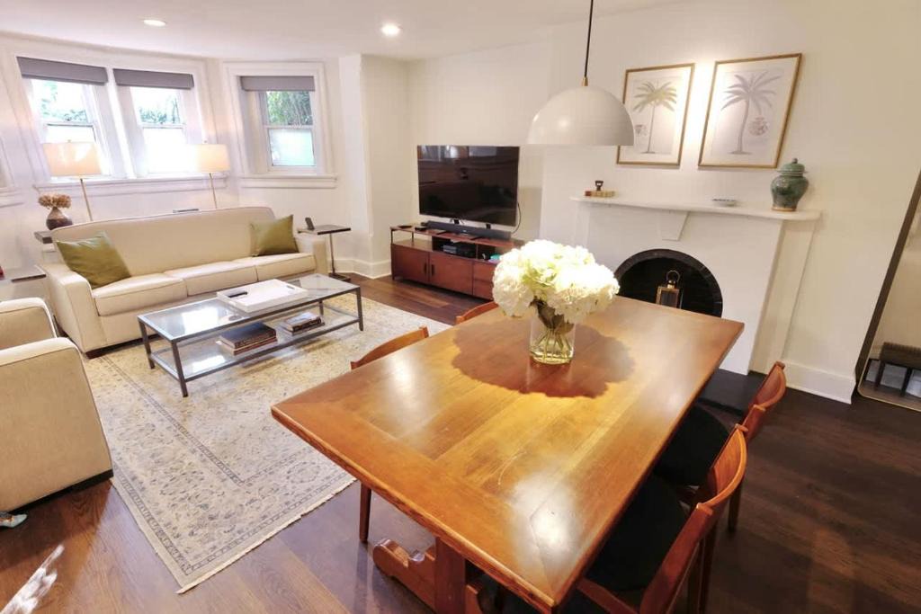 Logan Circle Apartment | Brownstone Logan Studio - 1 mile to White House