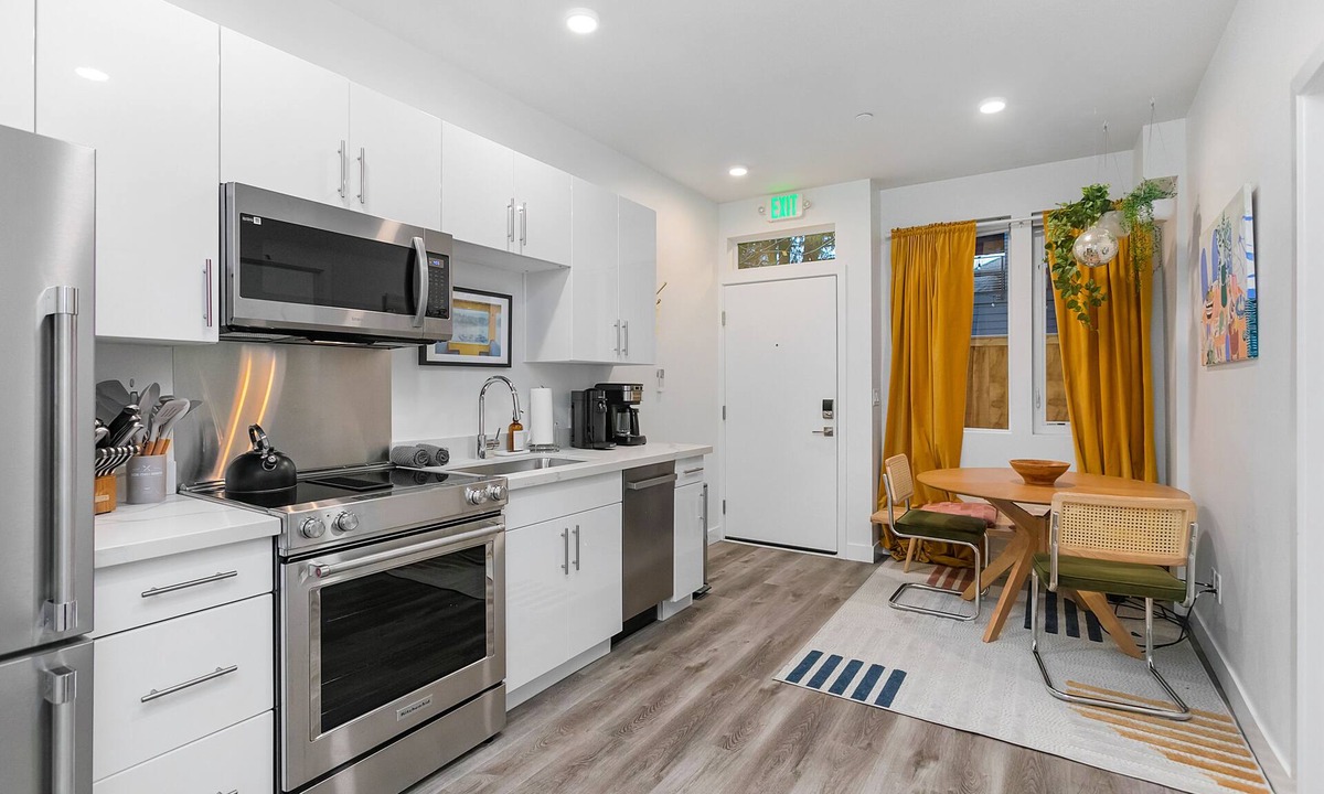 Capitol Hill Apartment | Calm Urban Abode steps to Volunteer Park