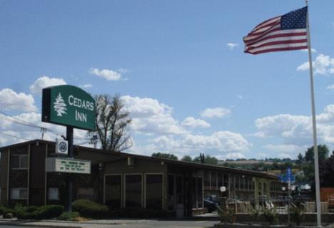 Lewiston Hotel | Cedars Inn Lewiston