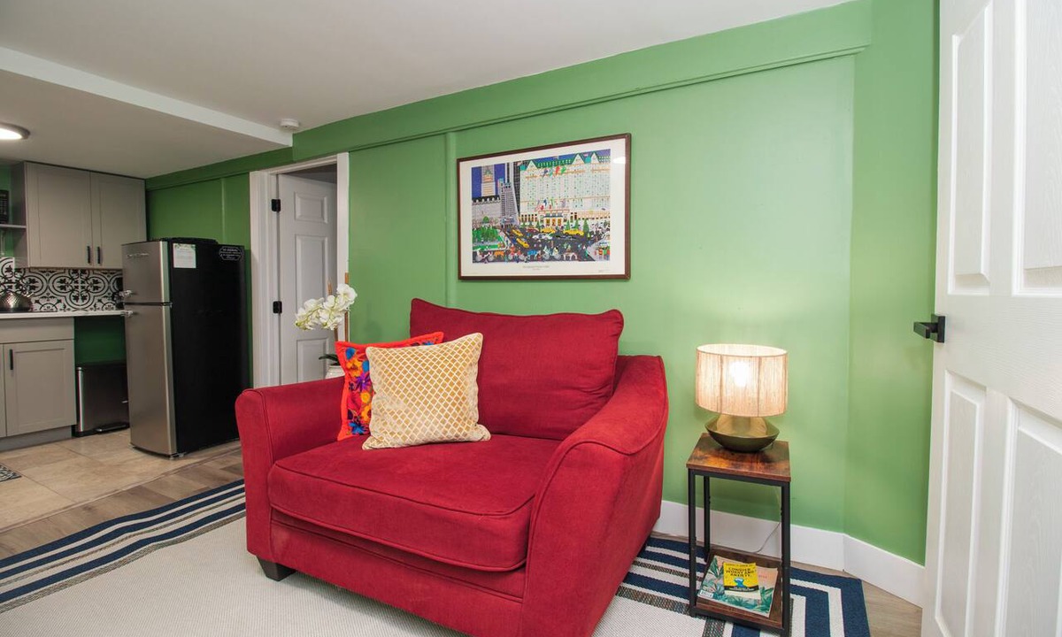 Central Islip Apartment | Central 2BR, Garden Suite, Top Amenities & Care!