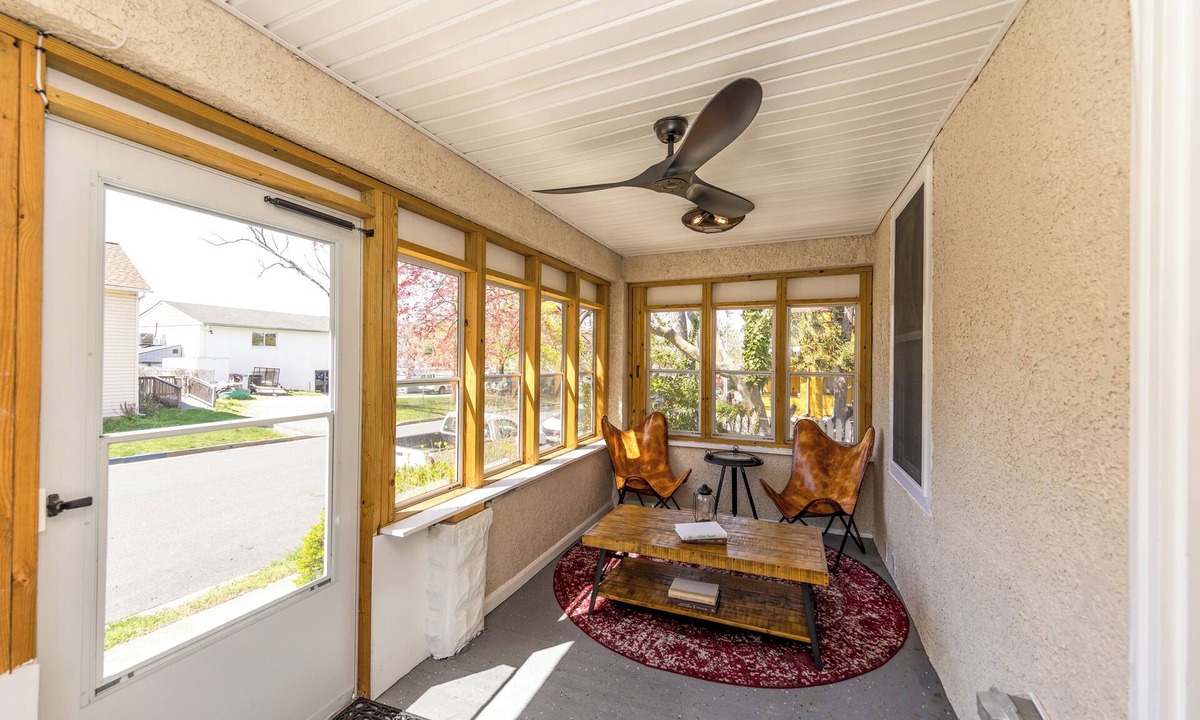 Havre De Grace House | Comfortable and quiet 3-bedroom-walk to downtown