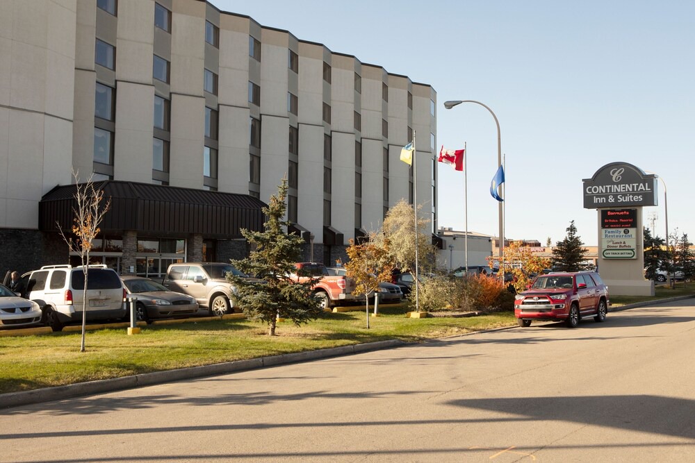 Jasper Place Hotel | Continental Inn & Suites
