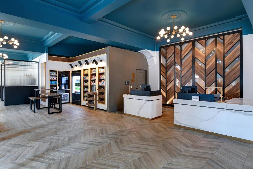 Central Business District Hotel | Courtyard by Marriott Cincinnati Downtown