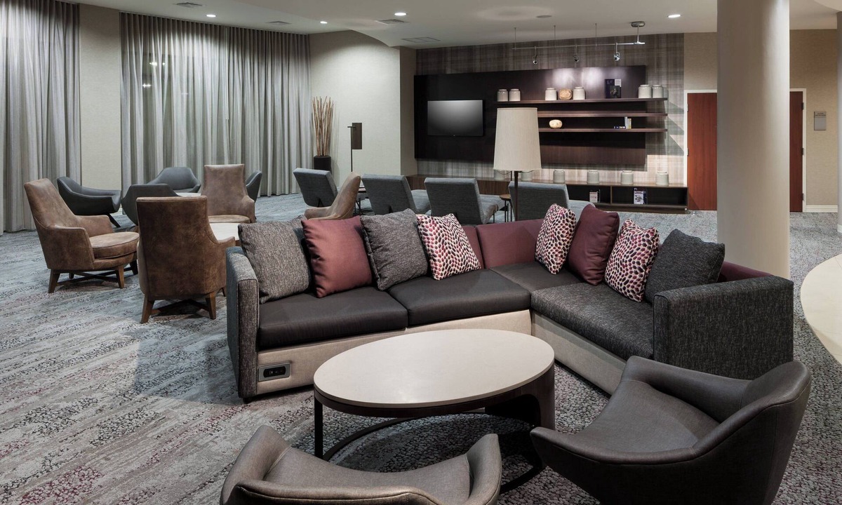 Ludlam Hotel | Courtyard by Marriott Miami at Dolphin Mall