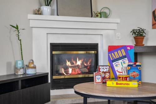 Southeast Calgary House | Cozy Modern Pet Friendly Homes