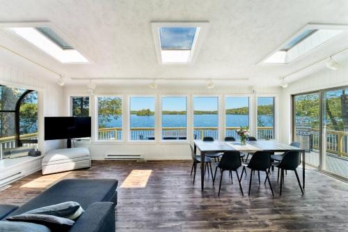 Highland Lakes Ski Chalet | Dream Lakefront Escape + Beach/Ski/Golf near NYC