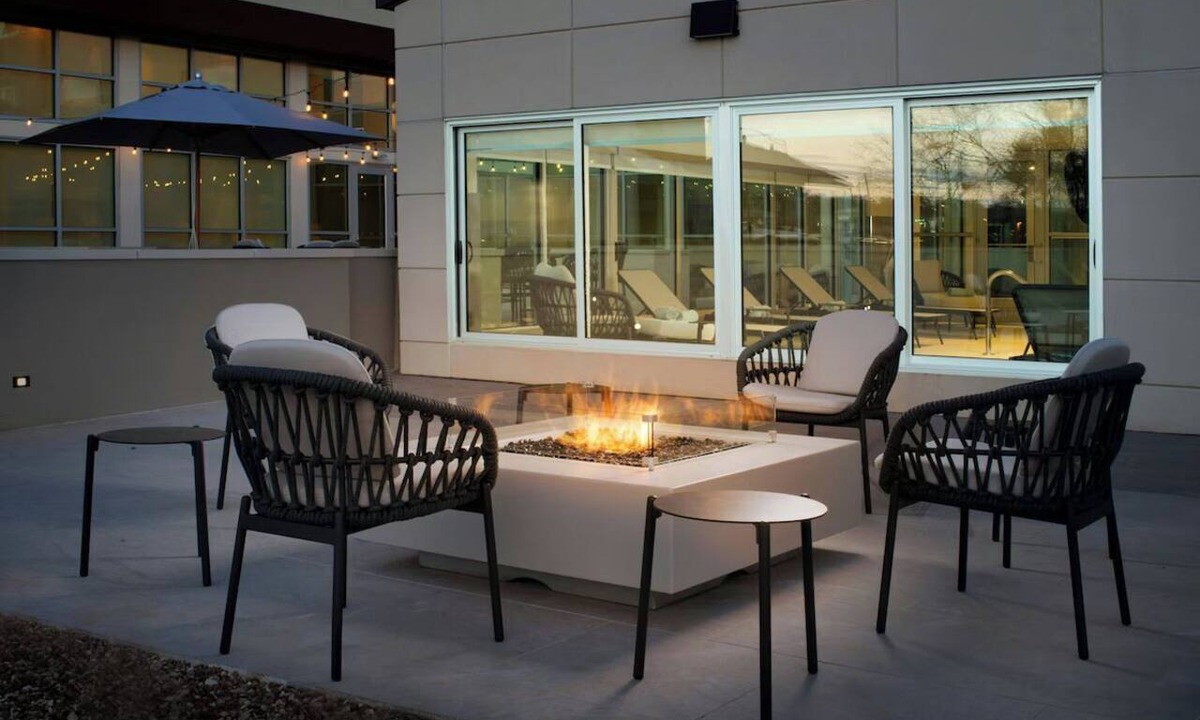 Fort Smith Hotel | Element Fort Smith King Std Breakfast, Gym&Pool