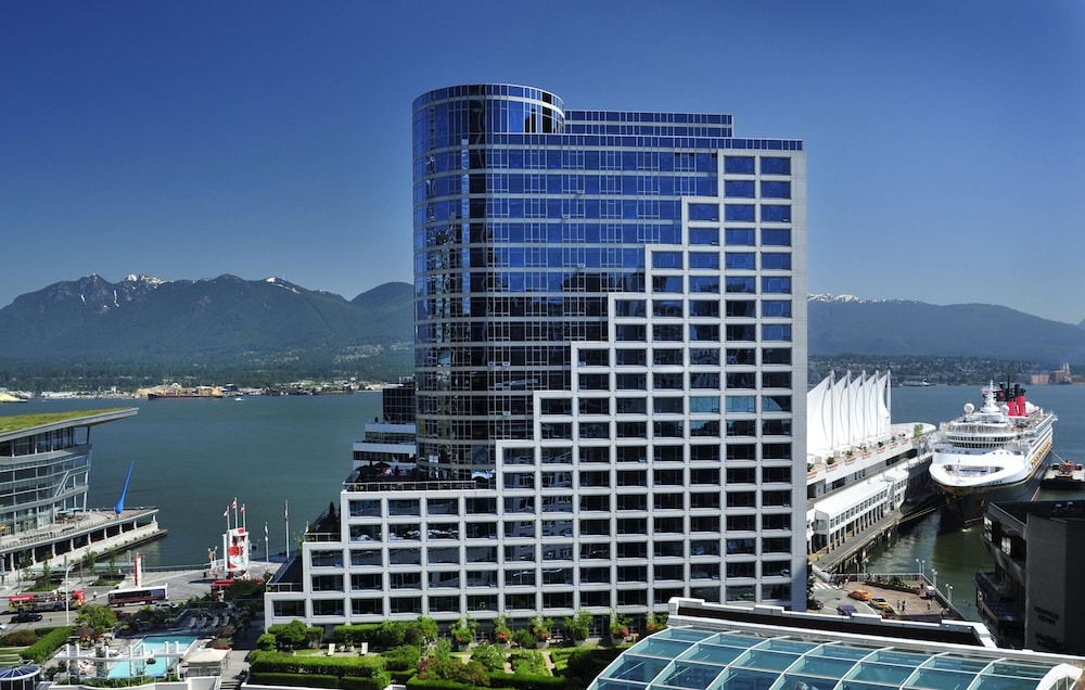 Coal Harbour Hotel | Fairmont Waterfront