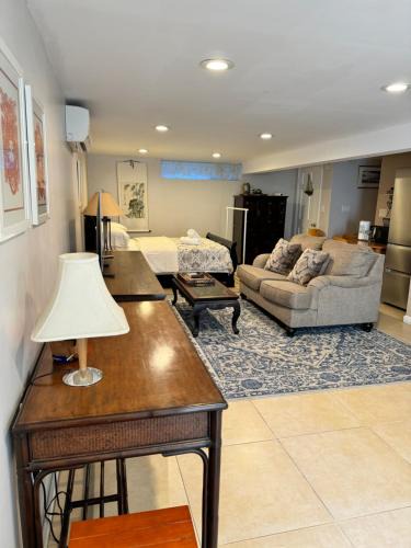 Hillcrest House | Fresh Meadow Studio