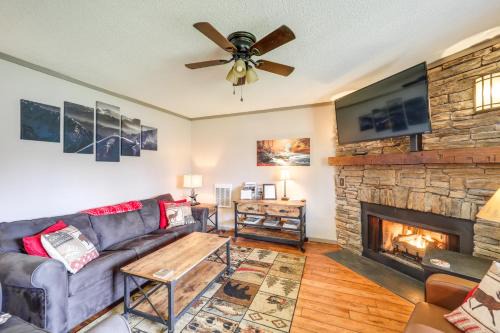 Banner Elk House | Furnished Deck + Resort Perks: Beech Mtn Retreat!