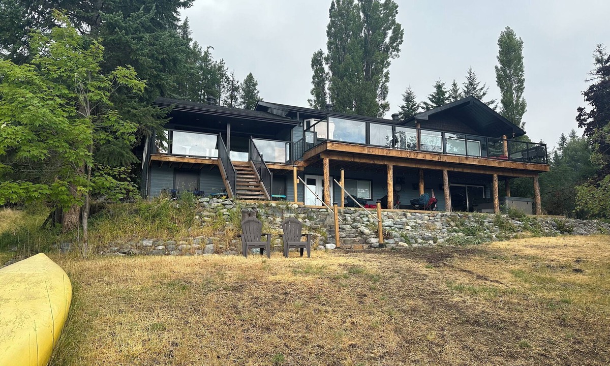 Cranbrook House | great Basecamp for skiing and relaxing.