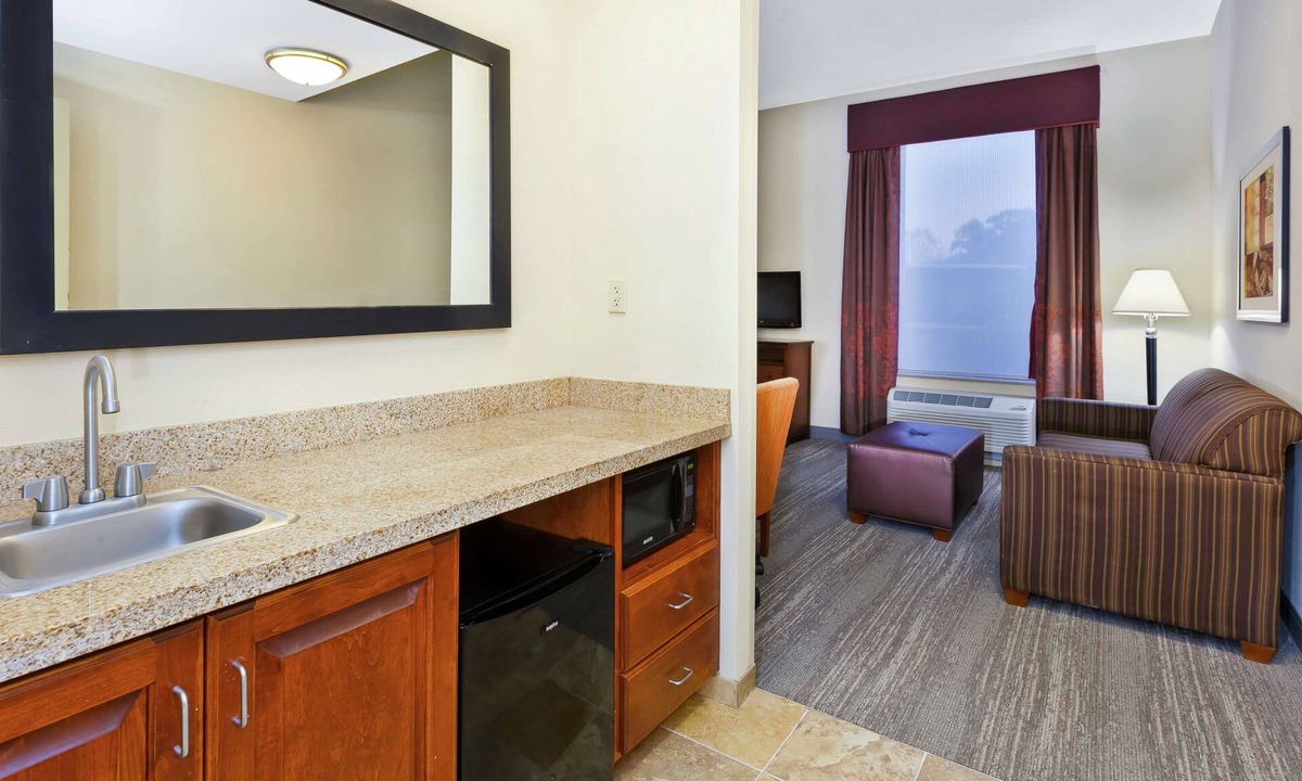 Exmore Hotel | Hampton Inn & Suites Exmore - Eastern Shore