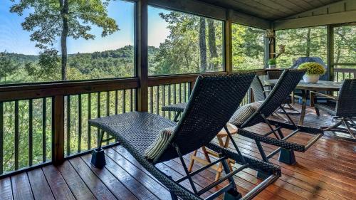 Mirror Lake House | Hermitage