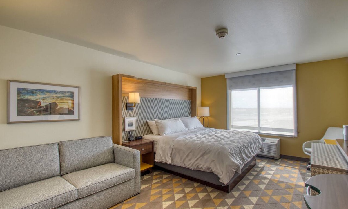 Appleton Hotel | Holiday Inn Appleton by IHG