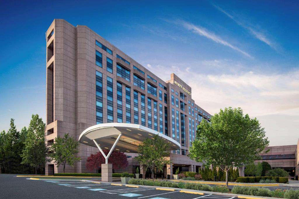 Herndon Hotel | Hyatt Regency Dulles International Airport