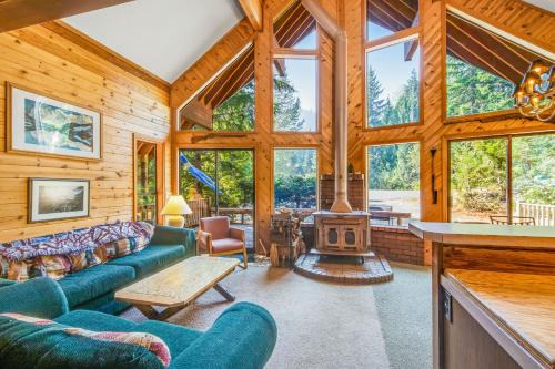 Hyak House | Kendall Place