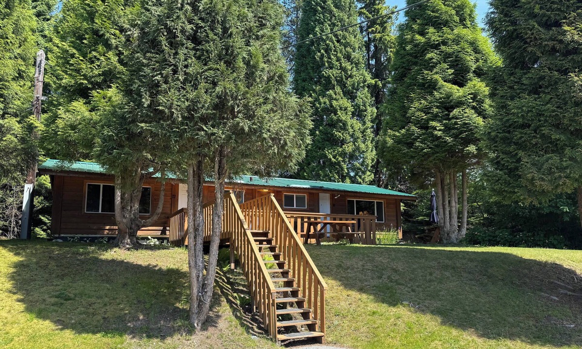 Kitimat Cabin | Kitimat Lodge