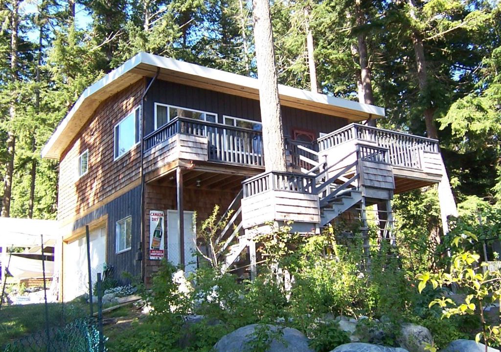 Powell River House | Malaspina Strait Cottage