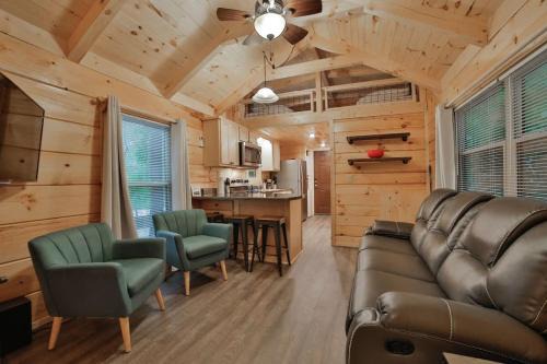 Lookout Valley Neighborhood Association House | Martha Cabin Tiny Cabin By Downtown Chattanooga