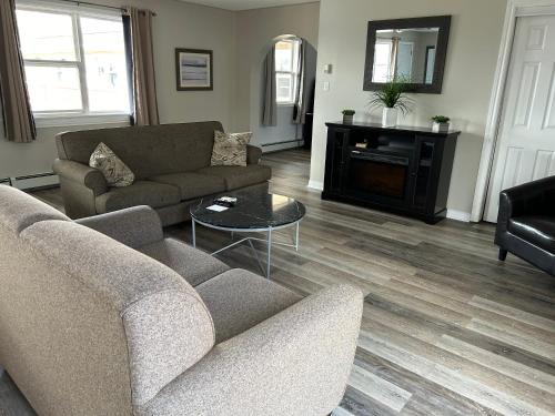 Middleton Hotel | Middleton Motel & Suites