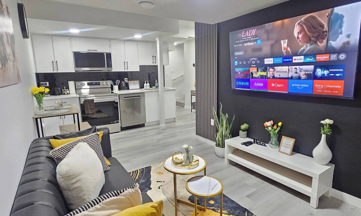 Southeast Edmonton House | Modern 2BR Private Basement Suite Edmonton