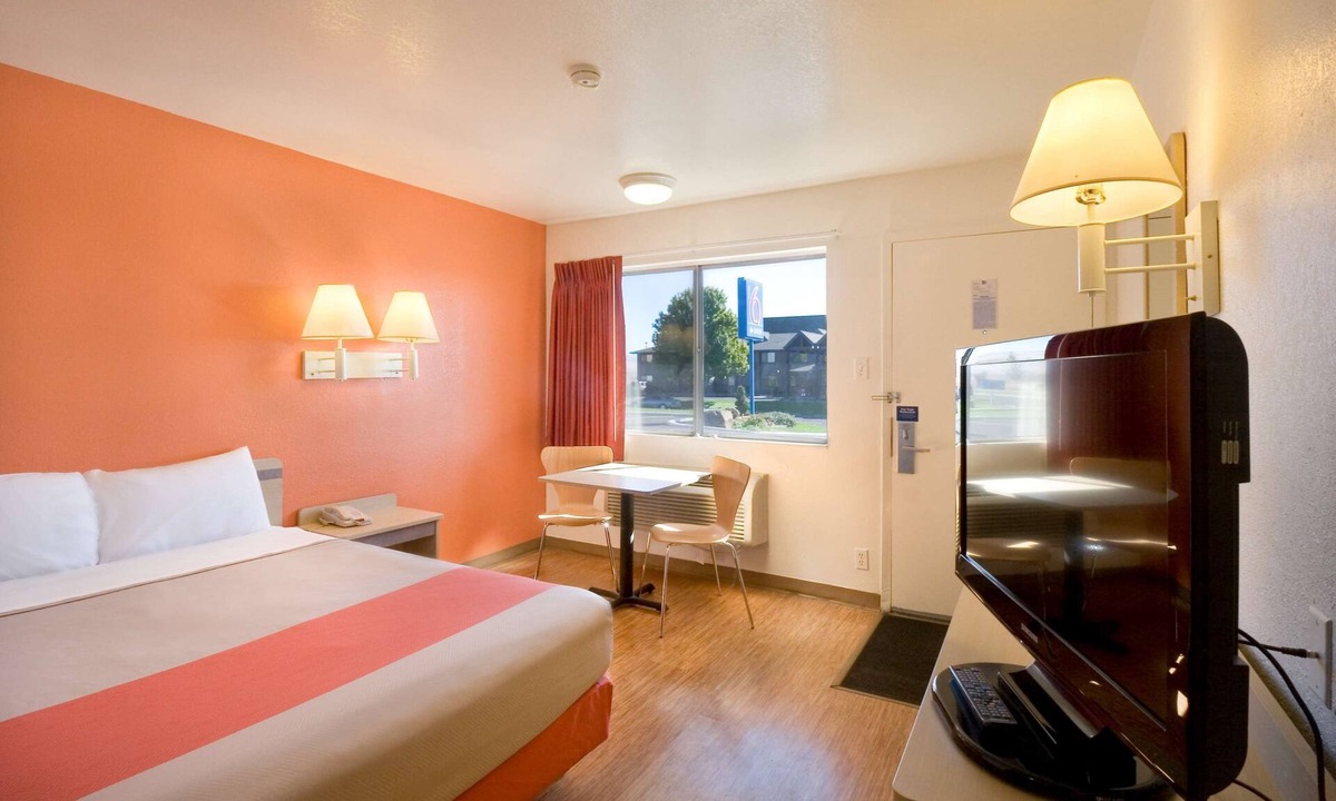 Pendleton Hotel | Motel 6 Pendleton, OR
