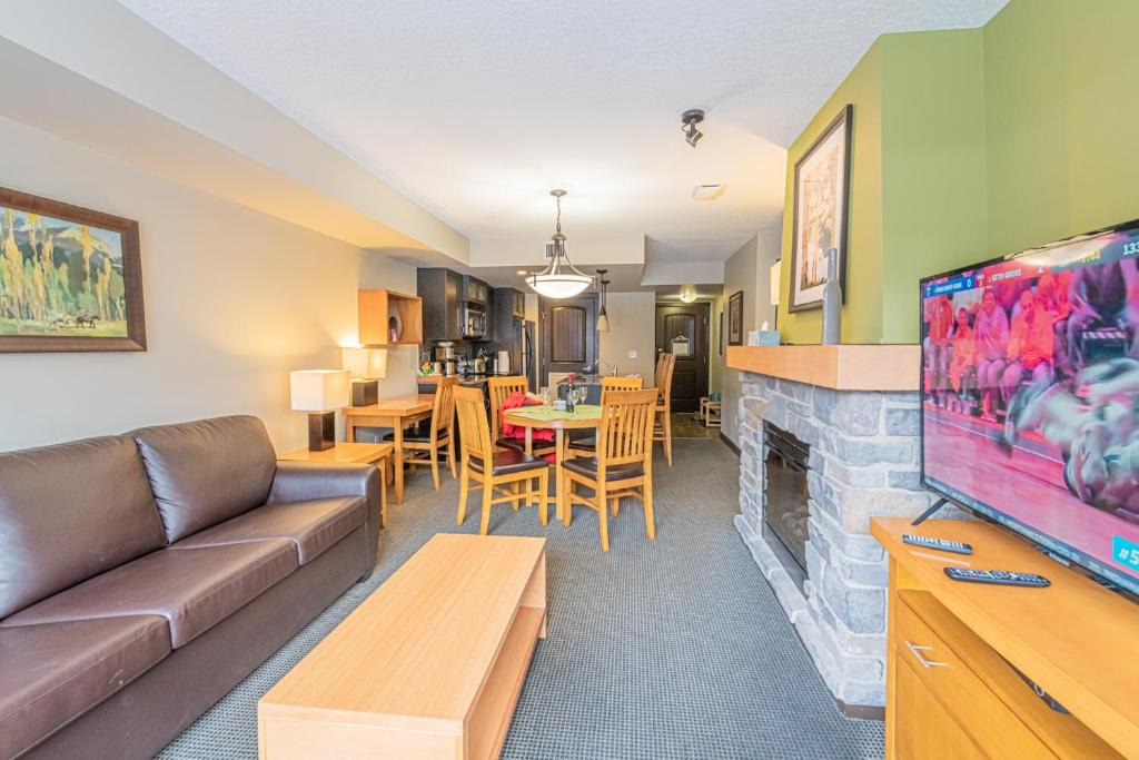 Copperstone Resort Apartment | Mountain View Escape - Copperstone 2BR & Hot Tub
