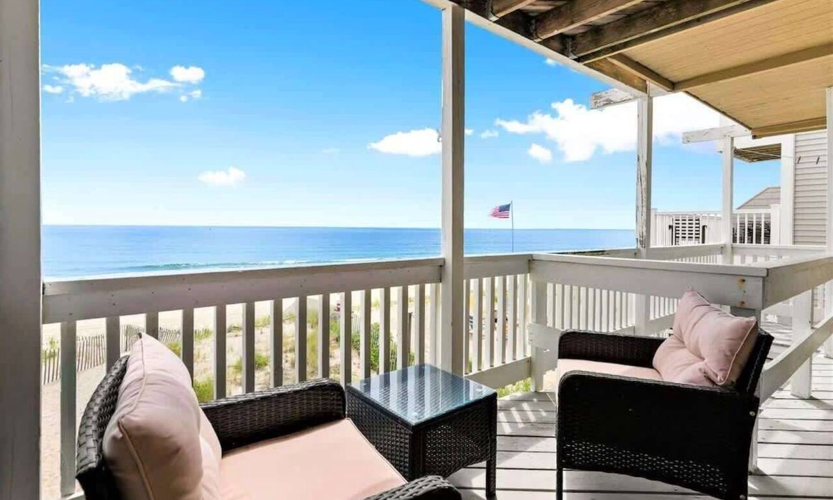 Salisbury Beach Condo | Oceanfront Oasis | Steps to Beach | Ocean Views