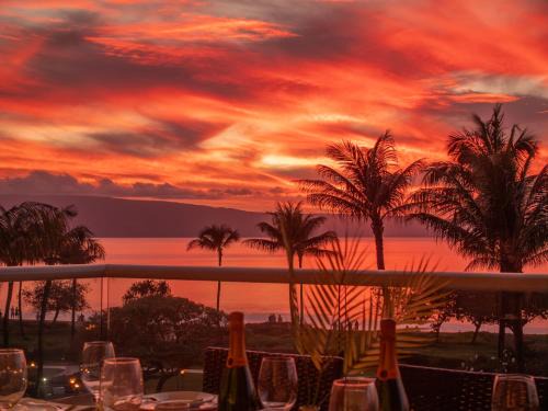 Honokowai House | Oceanfront Views Above Dukes - Wrap Around Lanai - Outdoor Kitchen Honua Kai H351