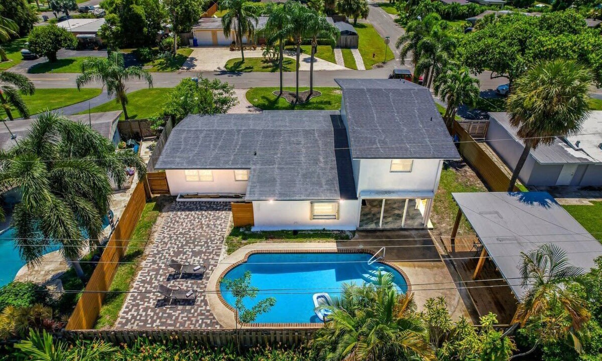 Beachway Estates House | Pompano Gem < 1 mi to Beach & 12 Pickleball courts