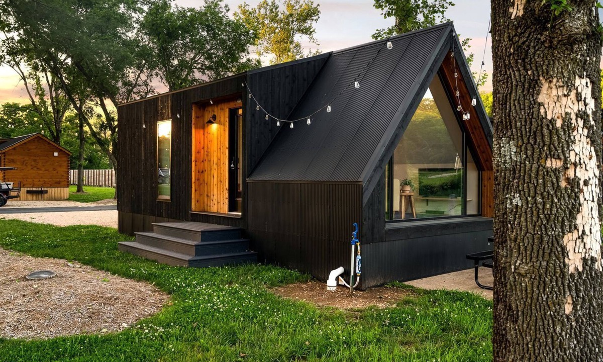 Bull Creek Cabin | Pretty Secluded A-Frame with All Commodities in Branson, Missouri