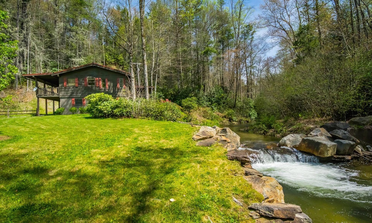 Sapphire Cabin | Private Riverfront Cabin: 9 Acres, Trails to Waterfalls