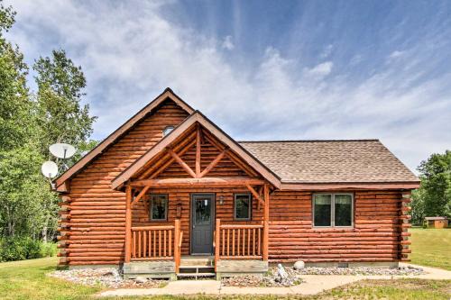 Rapid River House | Rapid River Log Cabin w/Loft on 160 Scenic Acres