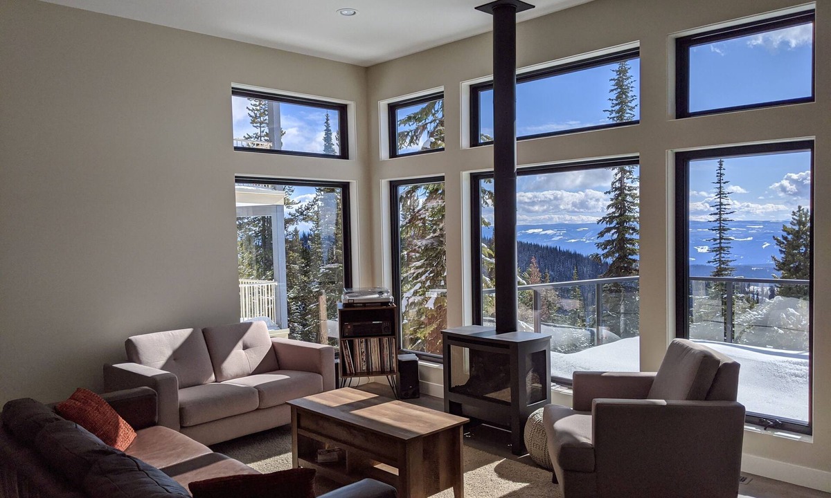 Silver Star Mountain House | Ridge Duplex with Laundry and Private Hot Tub - Great Sunsets Too!