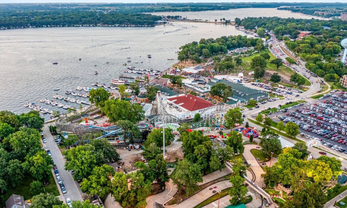 Milford Apartment | Second Chances at the Lake in the hottest new development CentralPark Townhomes