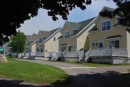 Green Gables House | Shining Waters - Ingleside Cottages