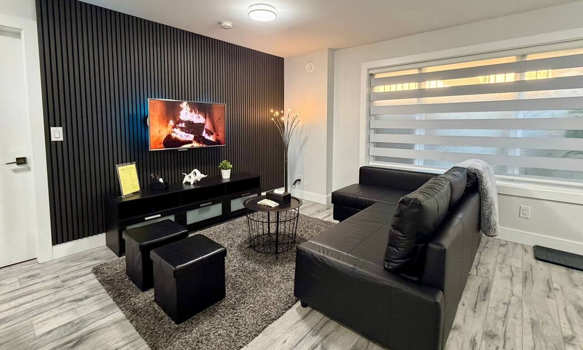 Delta Apartment | Sparsh Villas - Lux+ Modern 2BR Suite w/Kitchen