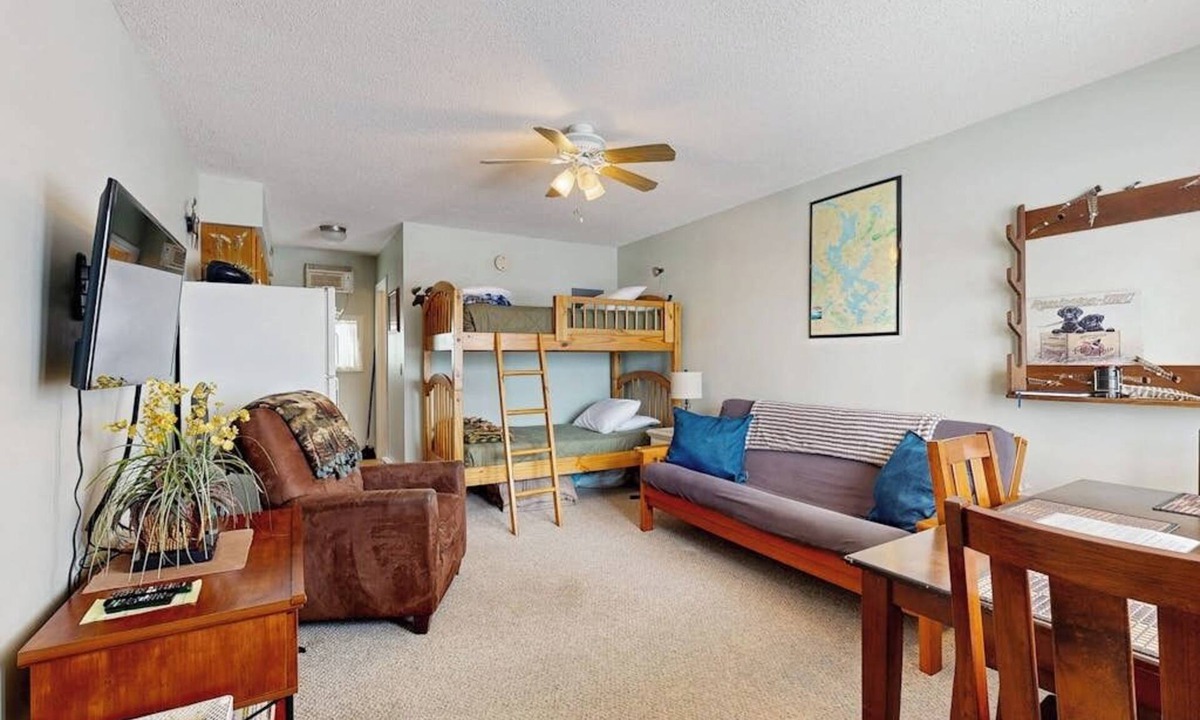 Rockwood House | Studio with shared dock & amazing view of Moosehead Lake & Mt. Kineo